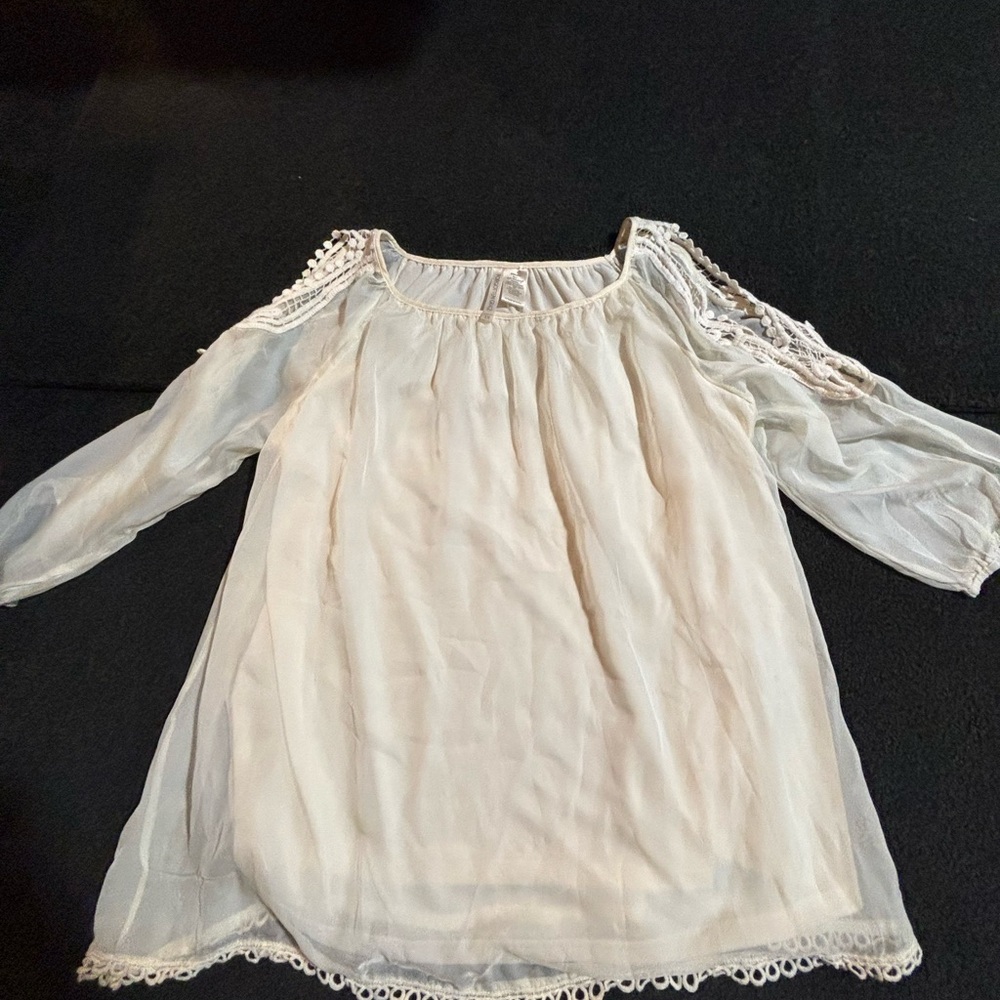 Elegant White Women's Blouse